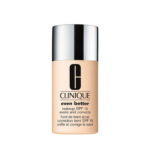 Even Better™ Makeup Spf 15 קליניק מייק-אפ עמיד ל-24 שעות ומעניק מראה עוד אחיד